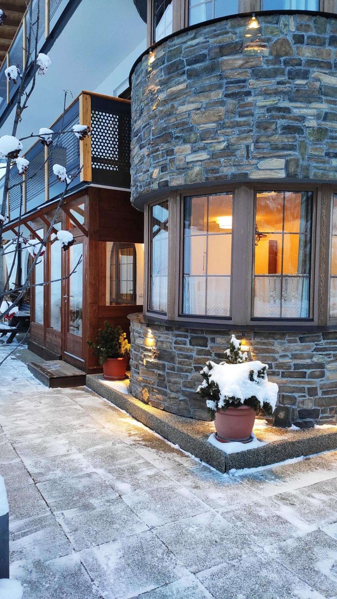 Guesthouse Rungg บาเดีย ภายนอก รูปภาพ